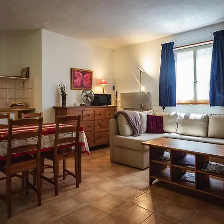 Appealing In Vezac With Swimming Pool
