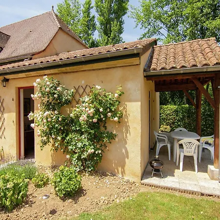 Appealing In Vezac With Swimming Pool