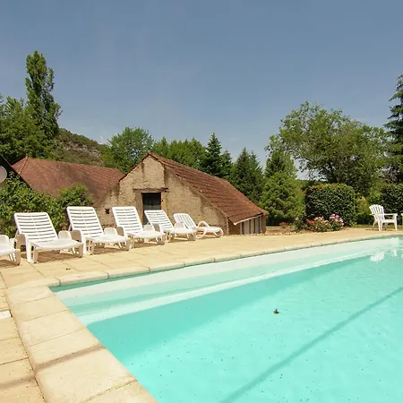 Appealing In Vezac With Swimming Pool * بيناك إي كازوناك