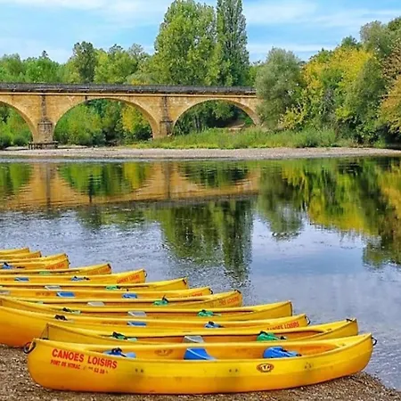 Appealing In Vezac With Swimming Pool * Beynac-et-Cazenac