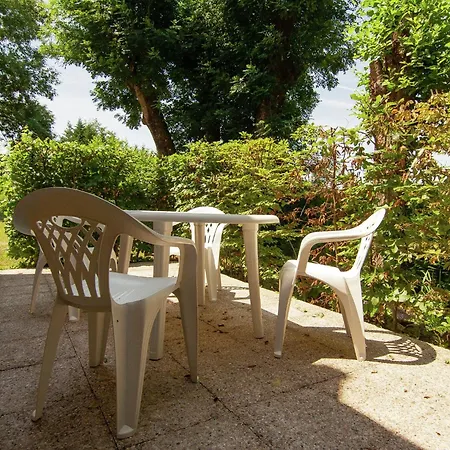 Appealing In Vezac With Swimming Pool بيت للعطل *
